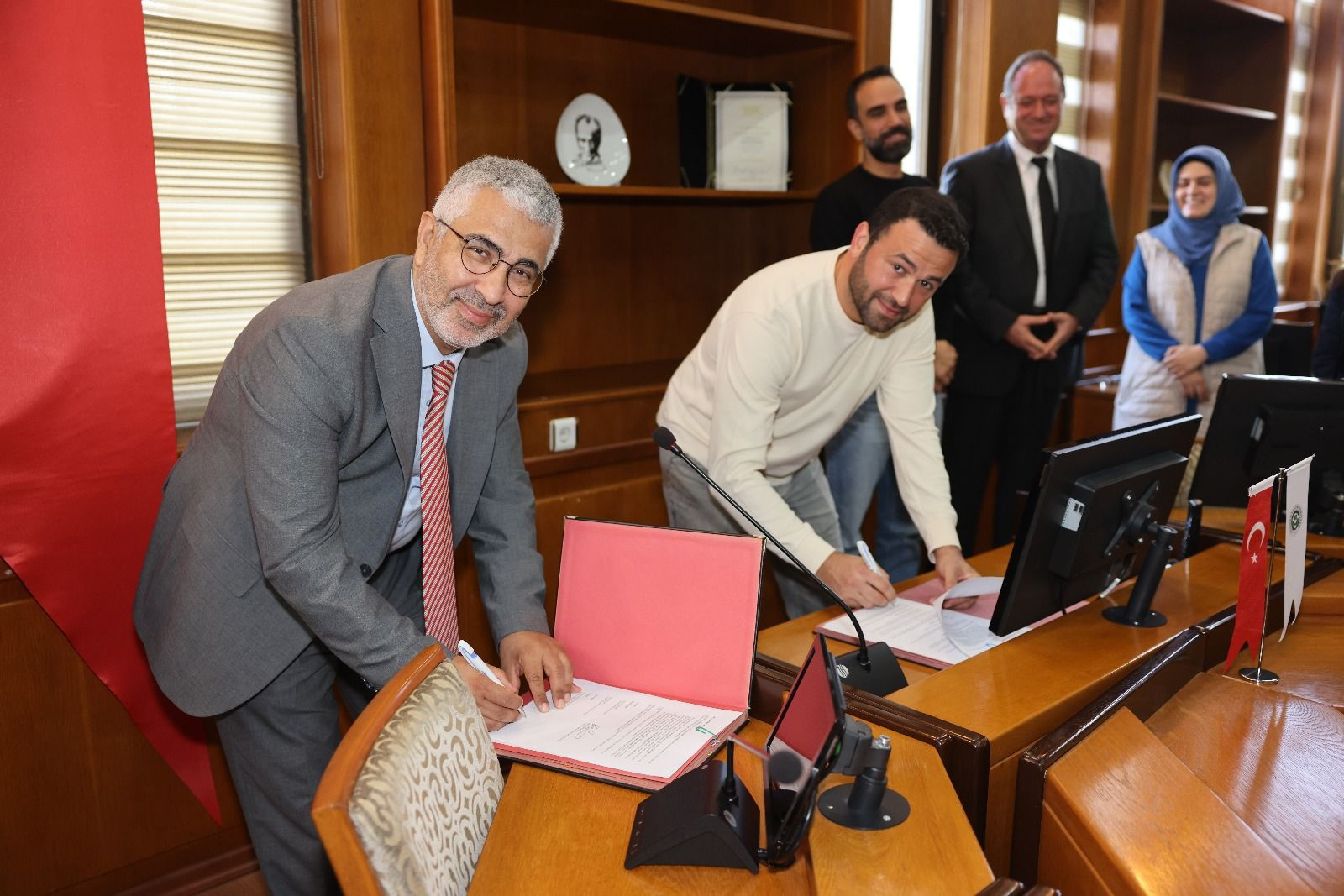 Çukurova Üniversitesi ve Çukurova Teknokent Firmaları Tarafından Geliştirilen UV-C Dezenfeksiyon Kabini Sanayiye Lisanslandı.